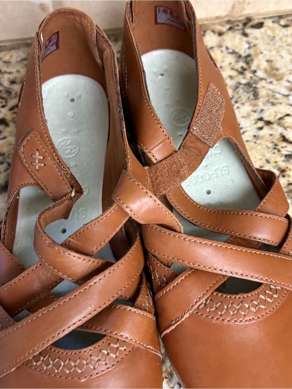 Clarks Women's Cognac Leather Cross-Strap Flats